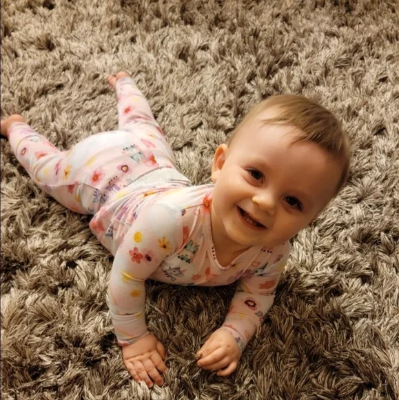 Infant Girls Fisher Price Posh Peanut Unicorn Twirl PJ Girl 6-12 M Bamboo Rare - Picture 1 of 4